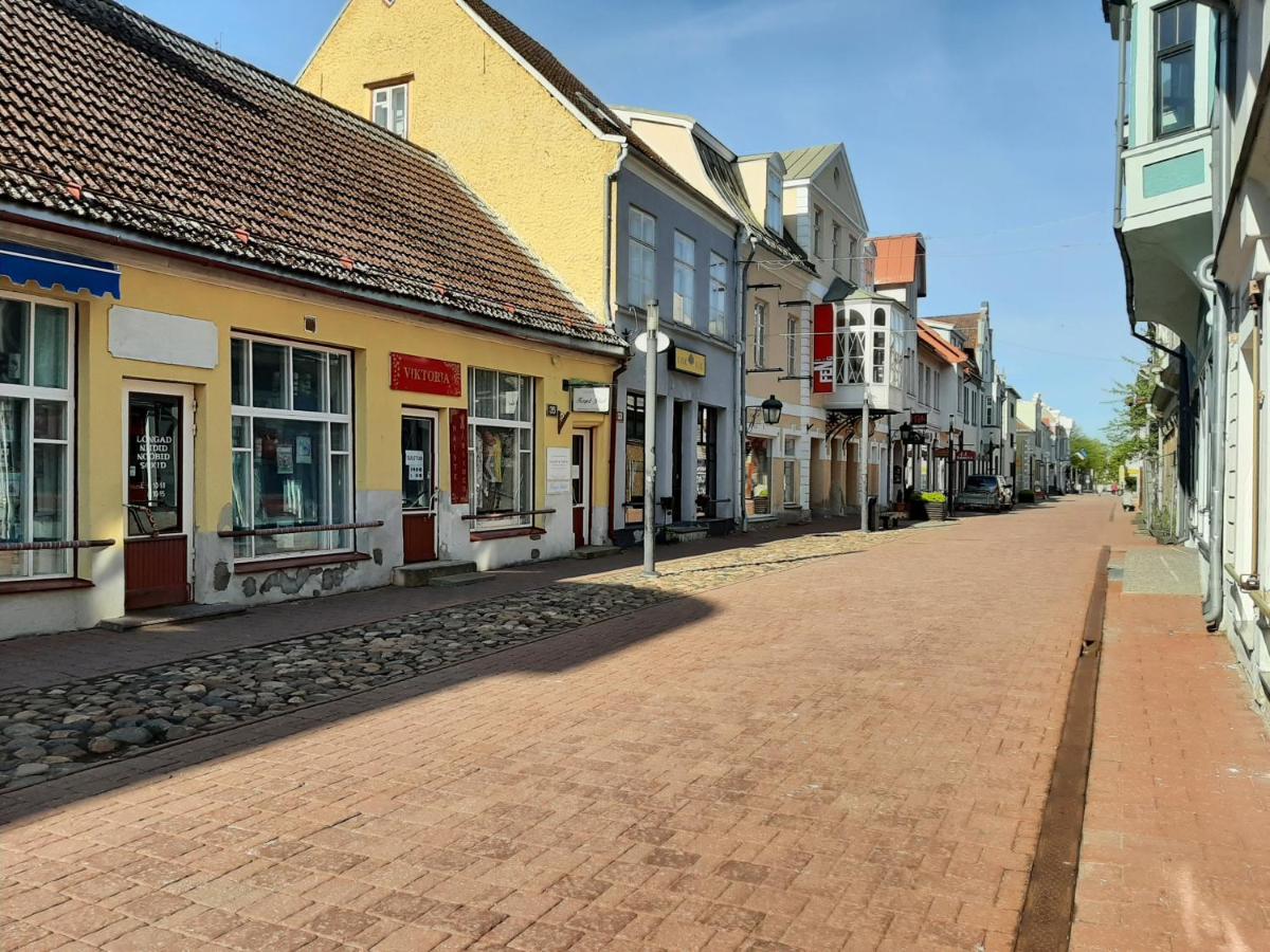 Apartement Nikolai Pärnu Exteriör bild